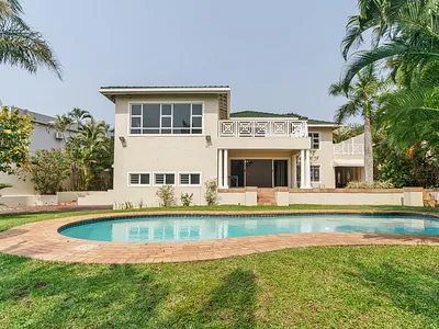 4 Bedroom House For Sale in Umhlanga - jIM0.webp