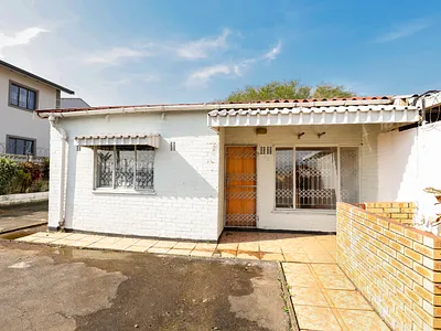 3 Bedroom House For Sale in Phoenix - K5TE.webp