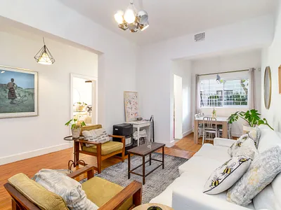 3 Bedroom Apartment For Sale in Cape Town - 4iJp.webp