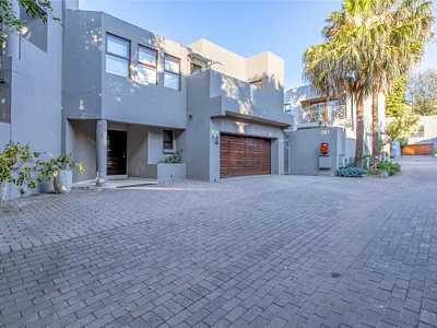 4 Bedroom Townhouse To Rent in Sandton - HbNv.webp