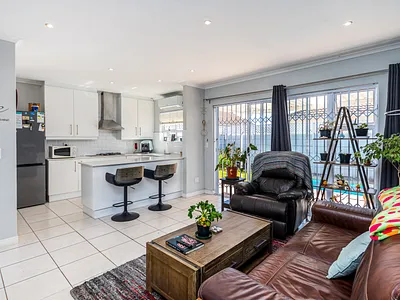 3 Bedroom House For Sale in Blouberg - 34oz.webp