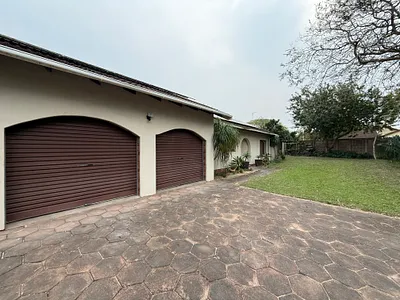 4 Bedroom House For Sale in Richards Bay - gJ2j.webp