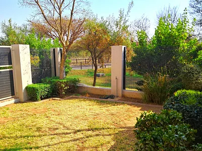 2 Bedroom Apartment For Sale in Sandton - img
