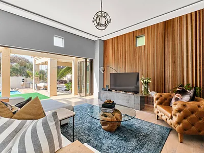 3 Bedroom Townhouse For Sale in Sandton - Q4Ff.webp