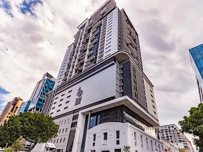 1 Bedroom Apartment For Sale in Cape Town - SrkT.webp