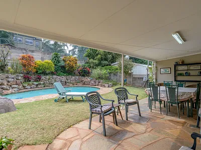3 Bedroom House For Sale in Durban North - 1EWk.webp