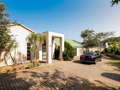5 Bedroom House To Rent in Umhlanga - anWc.webp