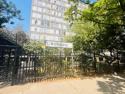 2 Bedroom Apartment For Sale in Pretoria - img