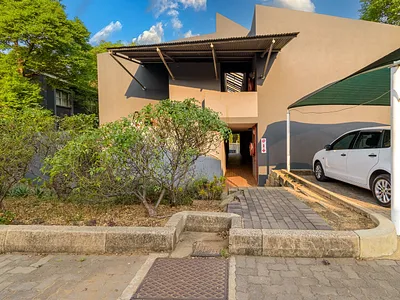 0.5 Bedroom Apartment To Rent in Glen Austin, Midrand - gV9L.webp