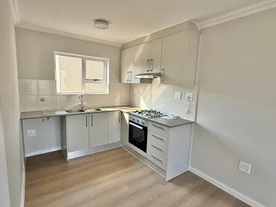 3 Bedroom Apartment To Rent in Blouberg - ipGv.webp