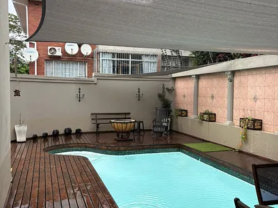 3 Bedroom Townhouse For Sale in Durban - RQON.webp