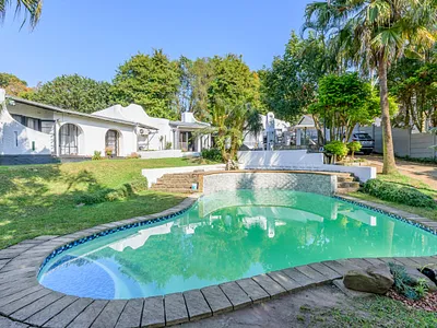 5 Bedroom House For Sale in Pinetown - NCQz.webp