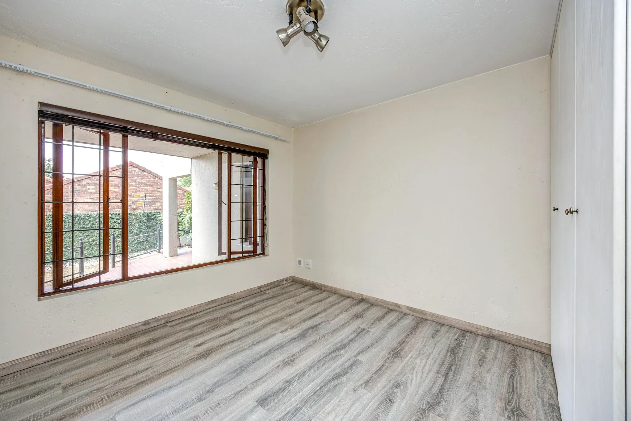 Carousel Indicator - Zksd.webp