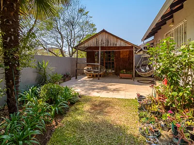 2 Bedroom Townhouse For Sale in Randburg - CoIO.webp