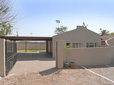 2 Bedroom Apartment To Rent in Sandton - img