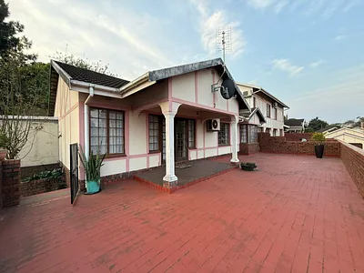 3 Bedroom Townhouse For Sale in Empangeni - Glhc.webp
