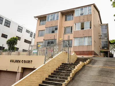 1.5 Bedroom Townhouse For Sale in Durban - XLRh.webp
