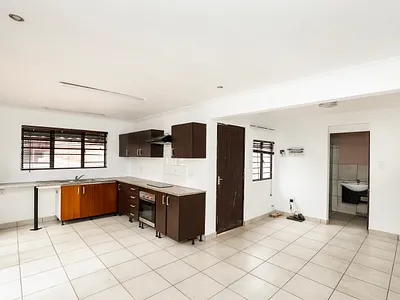 1 Bedroom Apartment To Rent in Durban - kjnX.webp