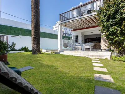 4 Bedroom House For Sale in Cape Town - nNQv.webp