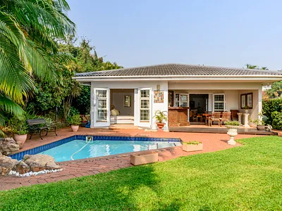3 Bedroom Townhouse For Sale in Durban North - img