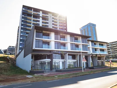 2 Bedroom Apartment For Sale in Umhlanga - KLtQ.webp