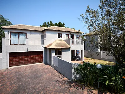 3 Bedroom Townhouse For Sale in Midrand - img