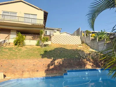 4 Bedroom House For Sale in Durban - img