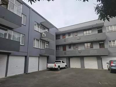 1 Bedroom Apartment For Sale in Pinetown - lBsT.webp
