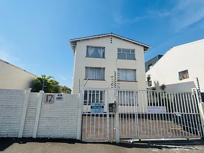 1.5 Bedroom Apartment To Rent in Durban - rVCL.webp