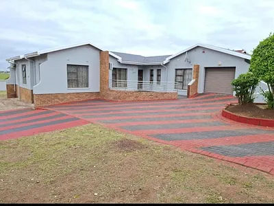 3 Bedroom House For Sale in Mthatha - g9H7.webp