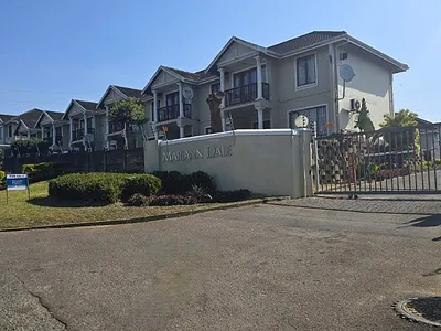 2 Bedroom Townhouse For Sale in Pinetown - myHO.webp