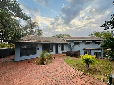 3 Bedroom House For Sale in Durban - s1aZ.webp