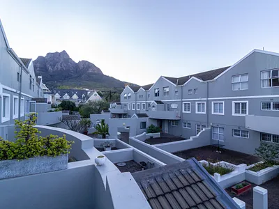 2 Bedroom Apartment To Rent in Cape Town - img
