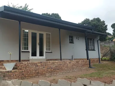 3 Bedroom House For Sale in Queensburgh - img