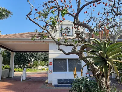 4 Bedroom Townhouse To Rent in Umhlanga - img