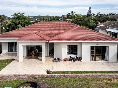 4 Bedroom House For Sale in East London - img