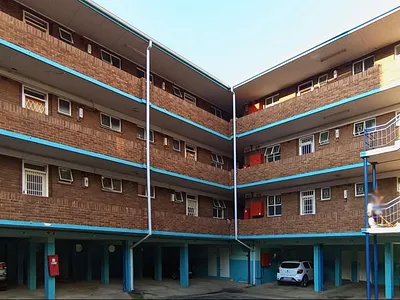 2 Bedroom Apartment For Sale in Pretoria - img