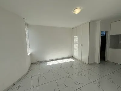 1 Bedroom Apartment For Sale in Cape Town - MgIR.webp