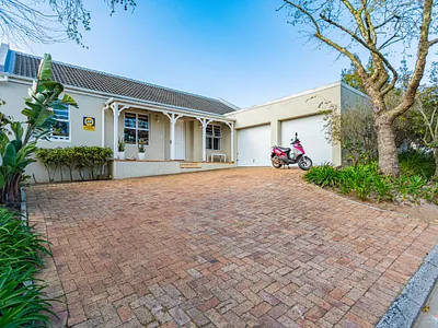 3 Bedroom House To Rent in Durbanville - aBVA.webp