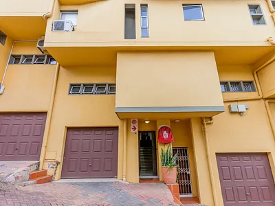 3 Bedroom Apartment For Sale in Durban - img