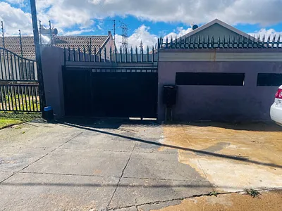 3 Bedroom House To Rent in Johannesburg - img