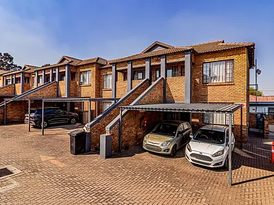 2 Bedroom Apartment For Sale in Germiston - 2eHo.webp