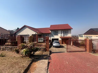 3 Bedroom House For Sale in Johannesburg - JFT4.webp