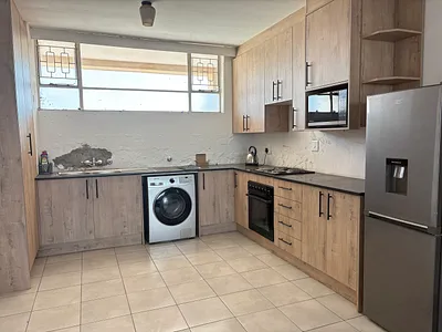 2 Bedroom Apartment For Sale in Alberton - xjal.webp