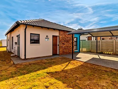 3 Bedroom House For Sale in Randfontein - T0t0.webp