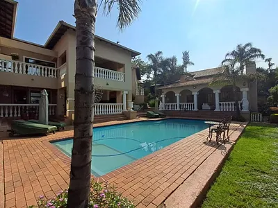 4 Bedroom House For Sale in Johannesburg - OjKR.webp