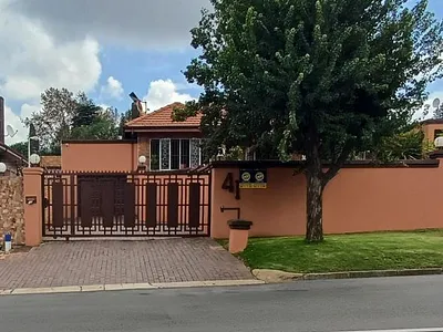 3 Bedroom House For Sale in Johannesburg - WPtY.webp