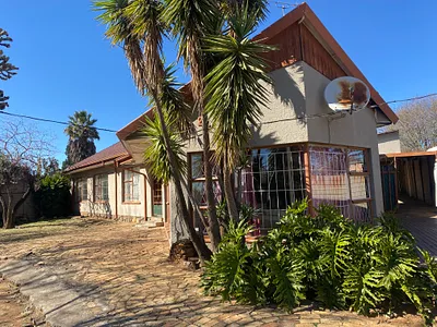 3 Bedroom House For Sale in Johannesburg - 9j5l.webp