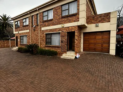 3 Bedroom Townhouse For Sale in Alberton - bPHe.webp