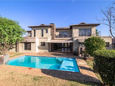 4 Bedroom House For Sale in Aspen Hills Nature Estate, Johannesburg - PwKQ.webp